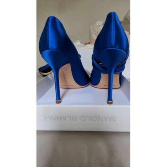 Manolo Blanhik X Vetements limited edition wrap Satin Pumps - Picture 3 of 7